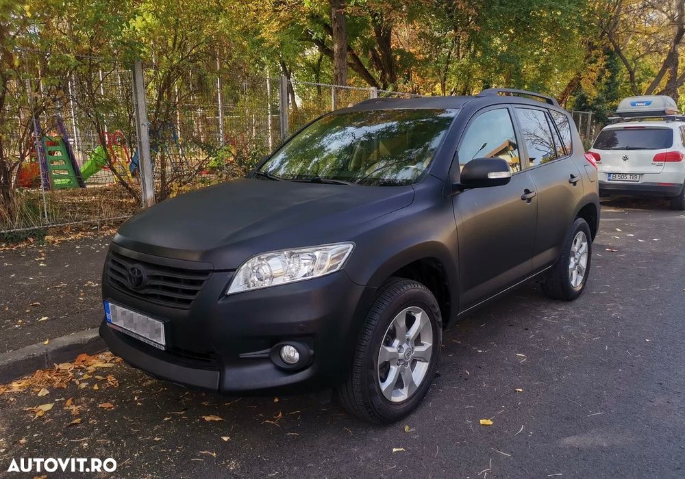 Toyota RAV4 - 9
