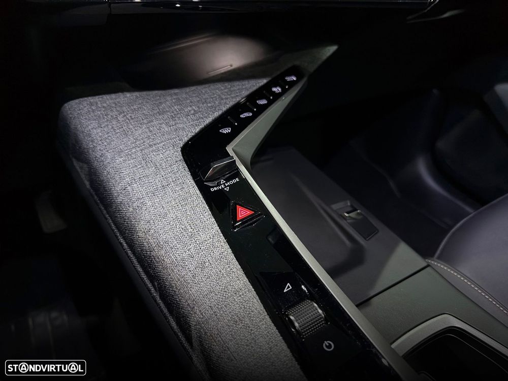 Peugeot 3008 1.2 Hybrid Allure e-DCS6 - 27