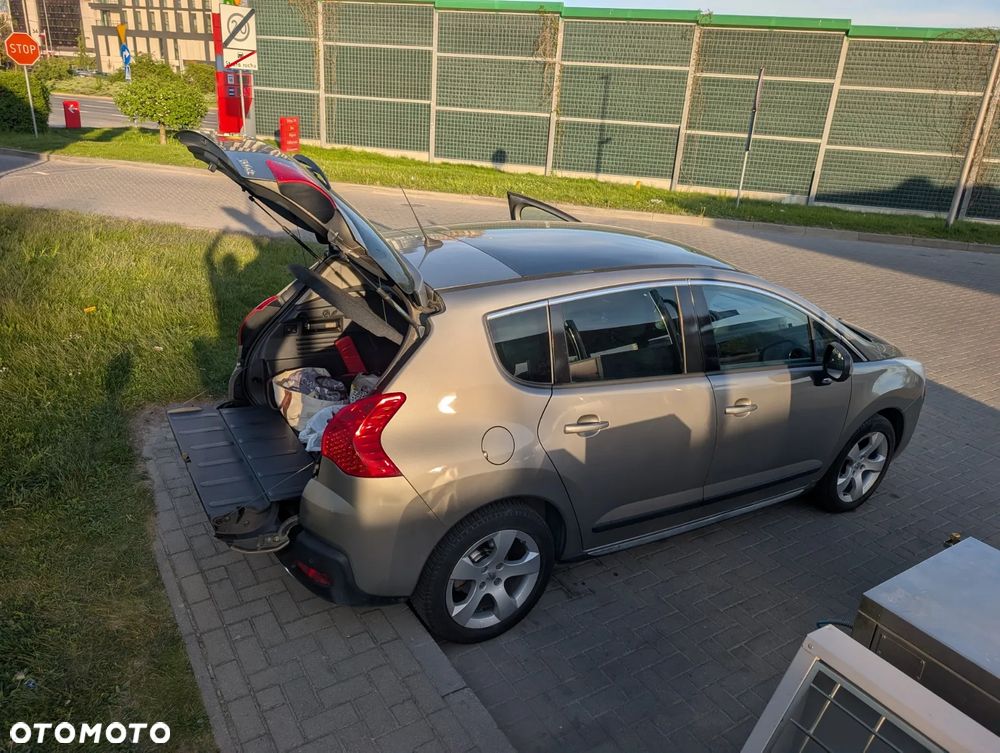 Peugeot 3008 1.6 HDi Premium - 6