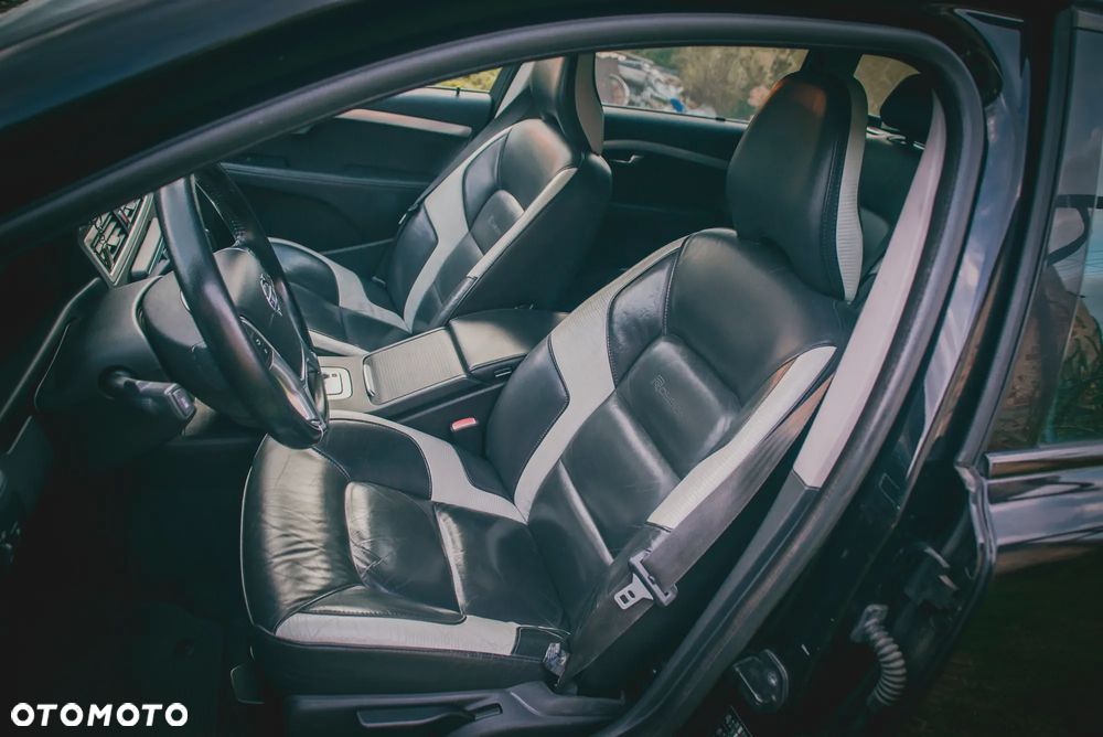 Volvo V70 2.0T Powershift RDesign - 8