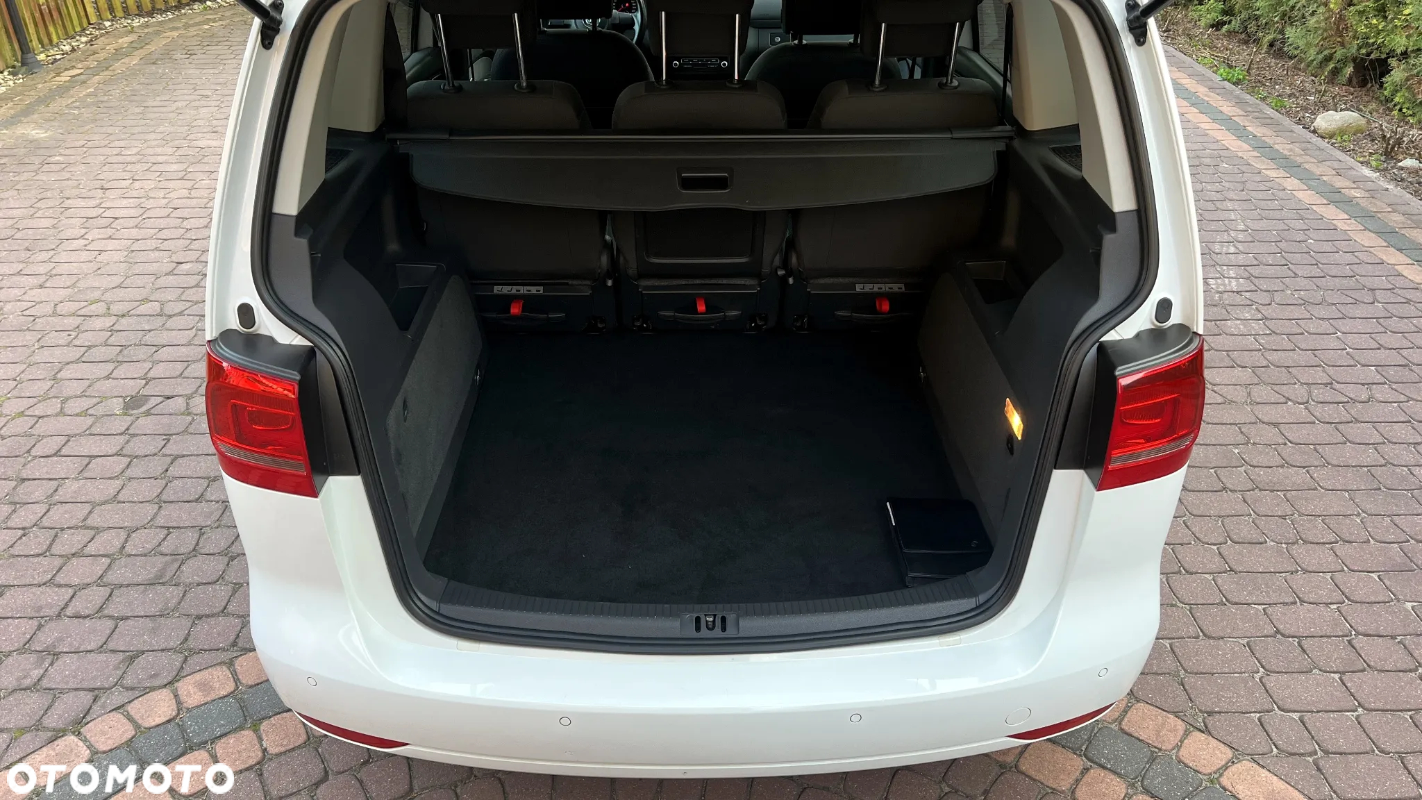 Volkswagen Touran 1.6 TDI DPF Comfortline - 32