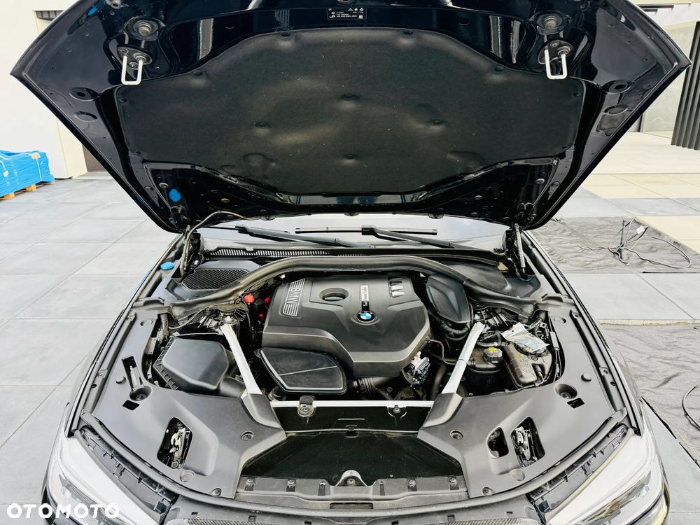 BMW Seria 5 530i xDrive M Sport sport - 5