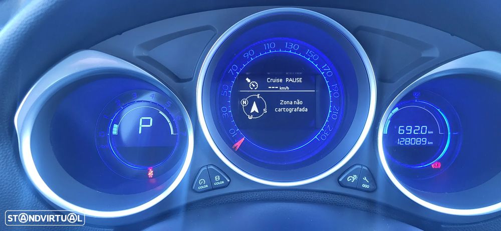 DS DS4 1.6 BlueHDi So Chic J18 EAT6 - 4