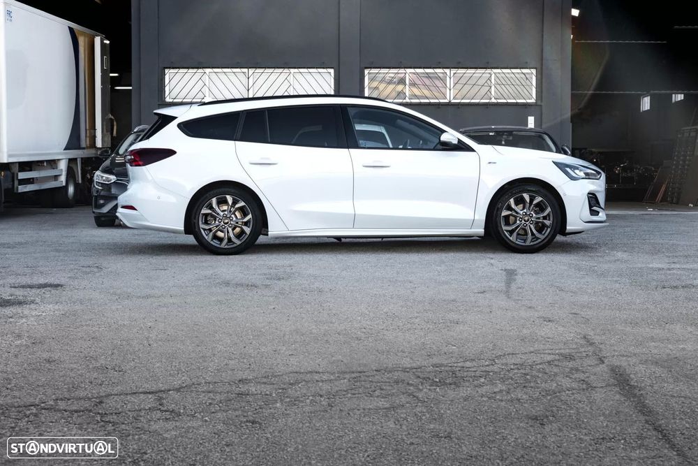 Ford Focus SW 1.5 TDCi EcoBlue ST-Line - 3