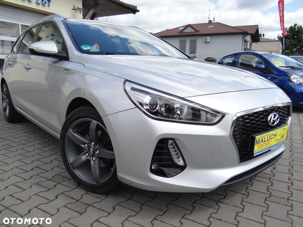 Hyundai i30 Kombi 1.4 Passion Plus - 5