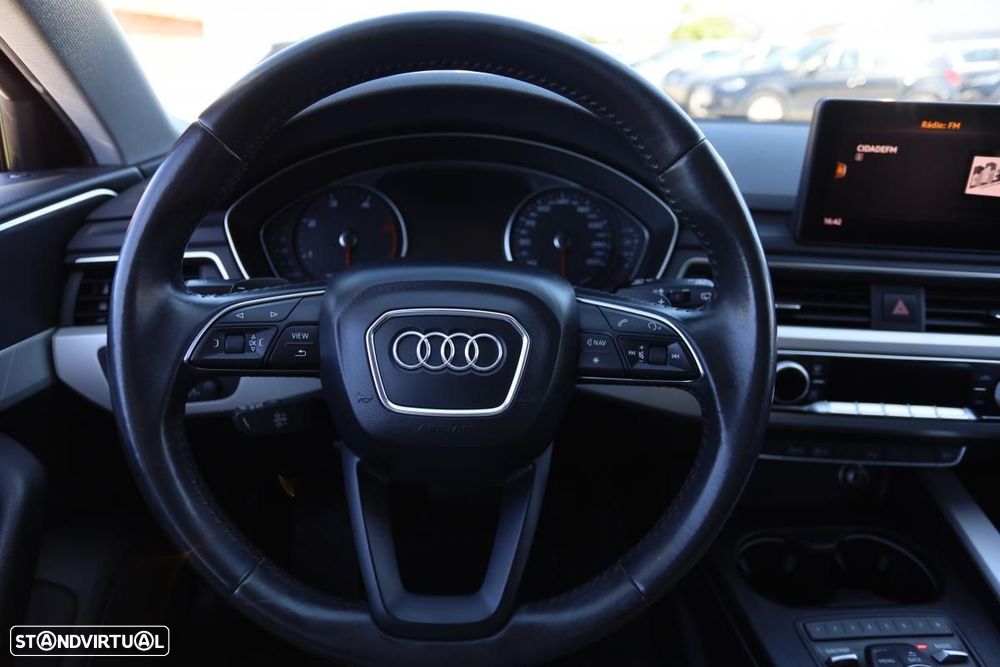 Audi A4 Avant 2.0 TDI Design S tronic - 13