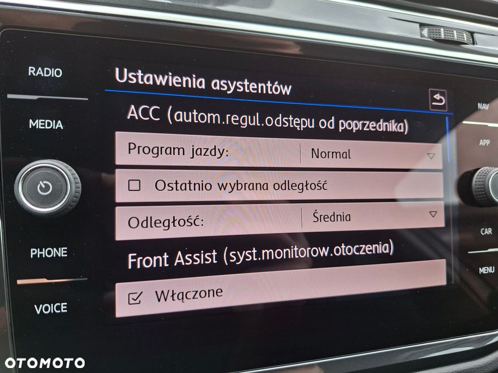 Volkswagen Tiguan - 25