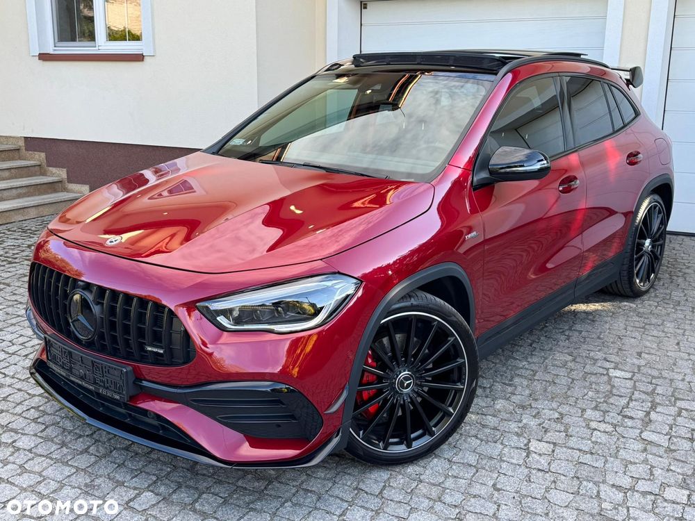 Mercedes-Benz GLA - 2