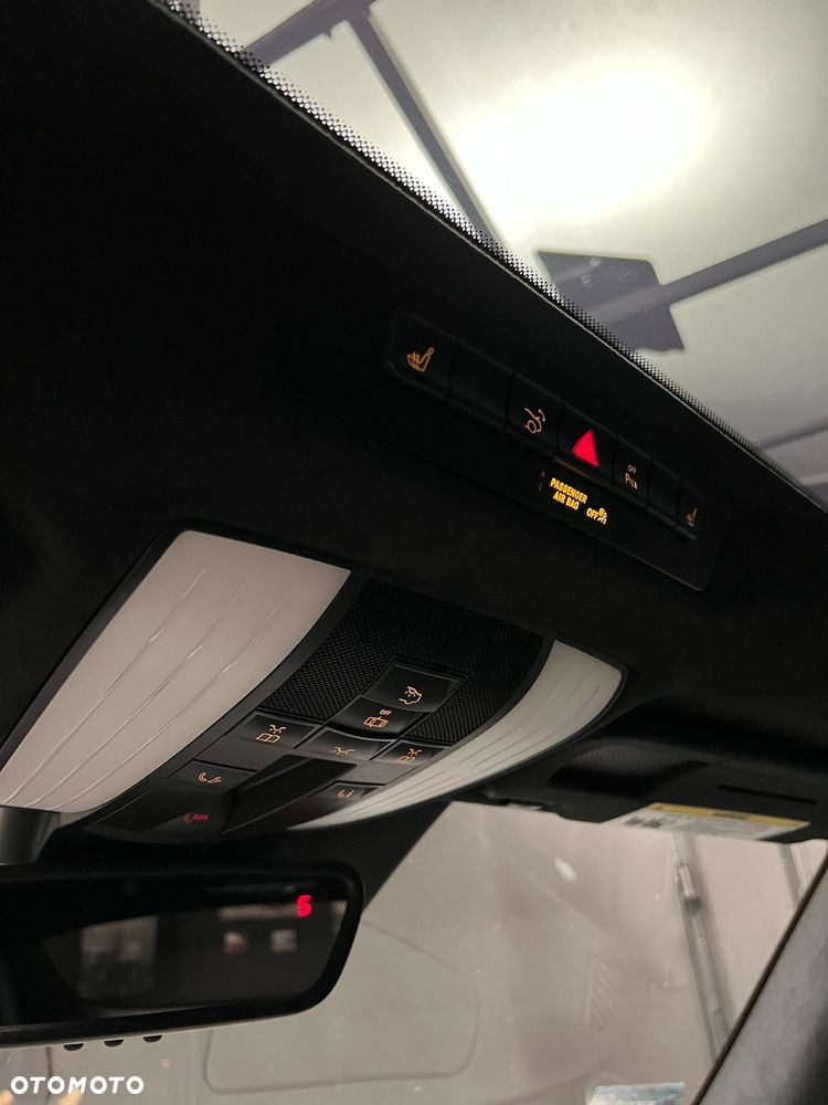 Mercedes-Benz AMG GT - 13