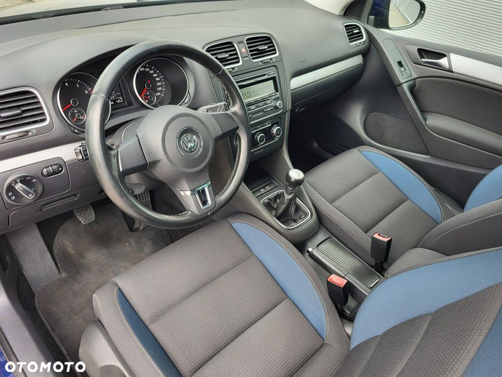 Volkswagen Golf - 17