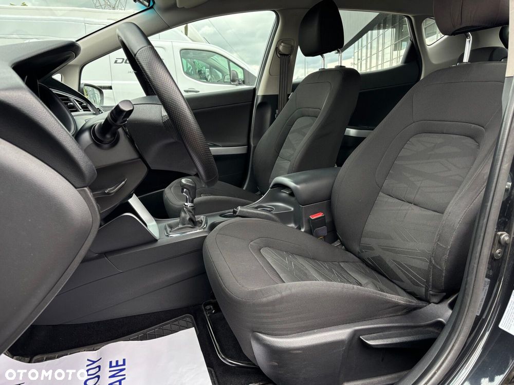 Kia Ceed 1.4 M - 10