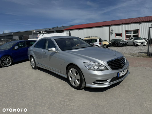 Mercedes-Benz Klasa S 500 4Matic 7G-TRONIC