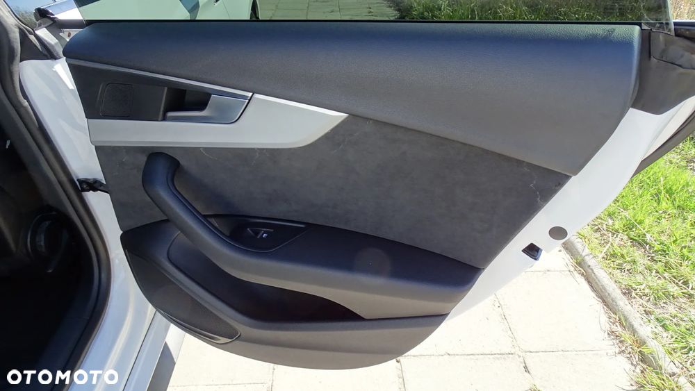 Audi A5 Sportback 1.4 TFSI Sport S tronic - 23