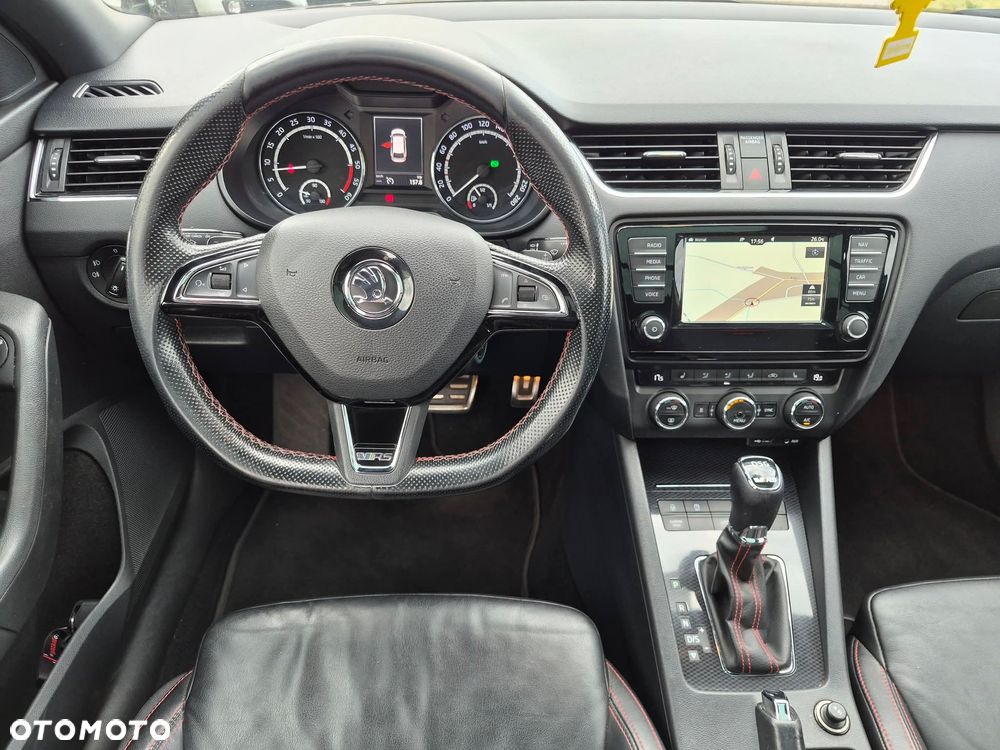Skoda Octavia 2.0 TDI 4x4 DSG RS - 14