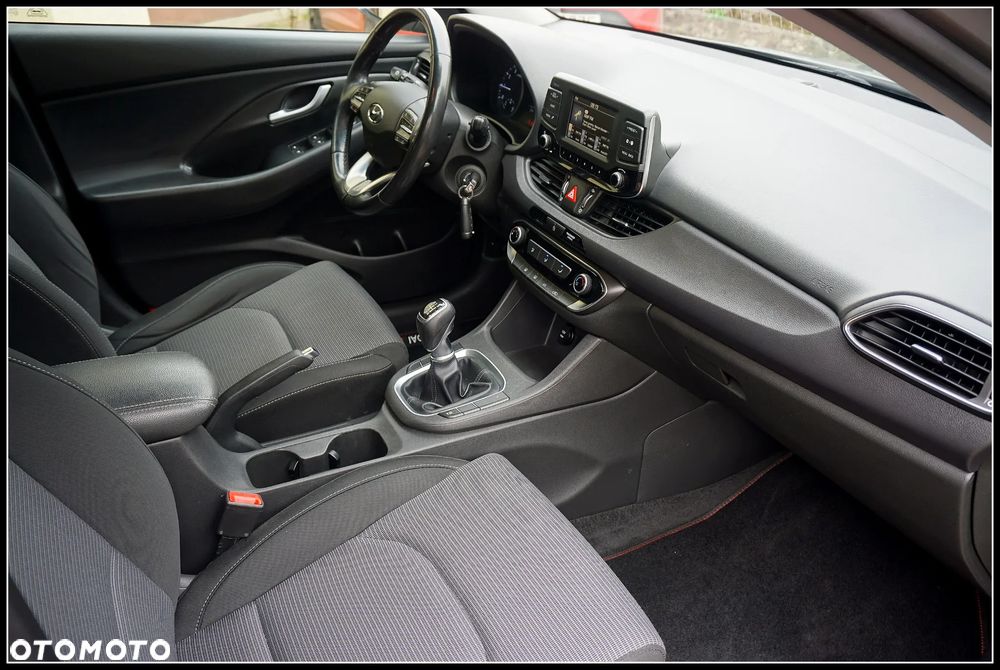 Hyundai i30 1.4 Premiere Comfort - 7