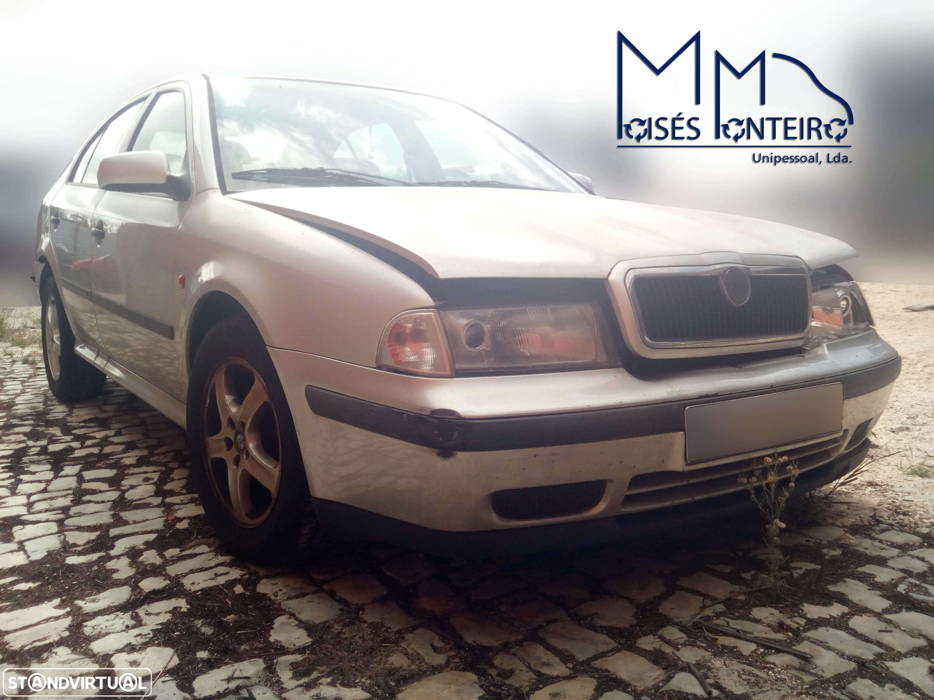 PEÇAS Skoda Octavia de 1998 1.6i gasolina - 2