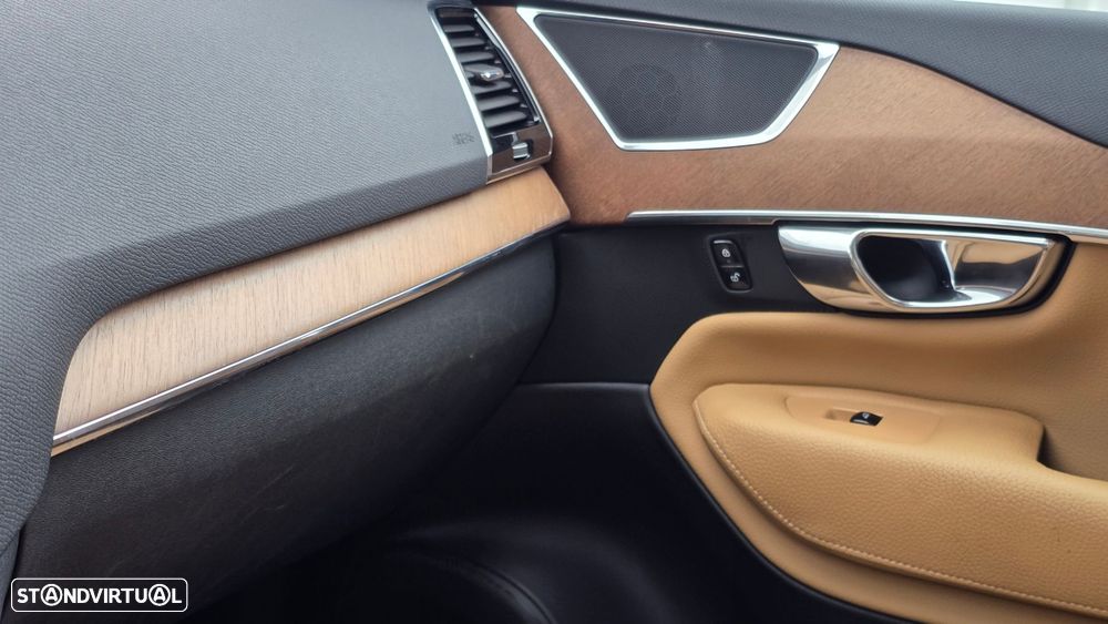 Volvo XC 90 2.0 D4 Momentum - 49