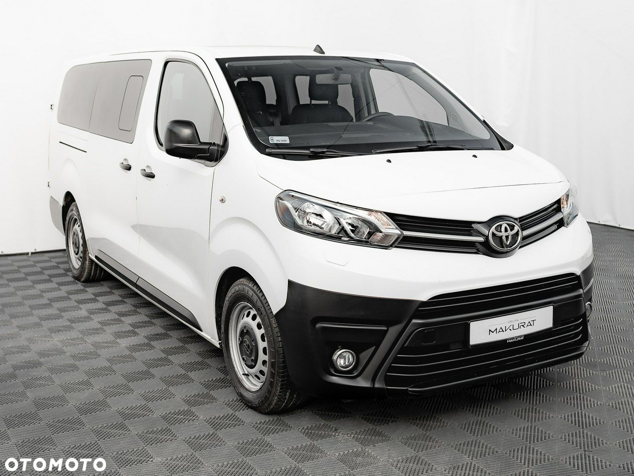 Toyota ProAce Kombi 2.0 D-4D Long 2,8t - 4