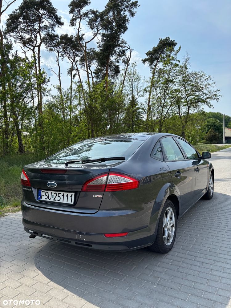 Ford Mondeo - 7