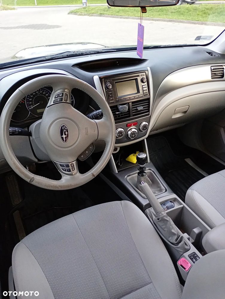 Subaru Forester 2.0D XE 000 - 7