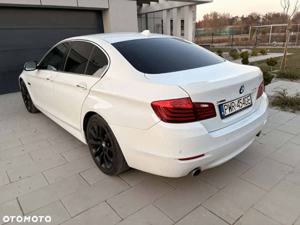 BMW Seria 5 535i xDrive Sport-Aut Luxury Line - 5