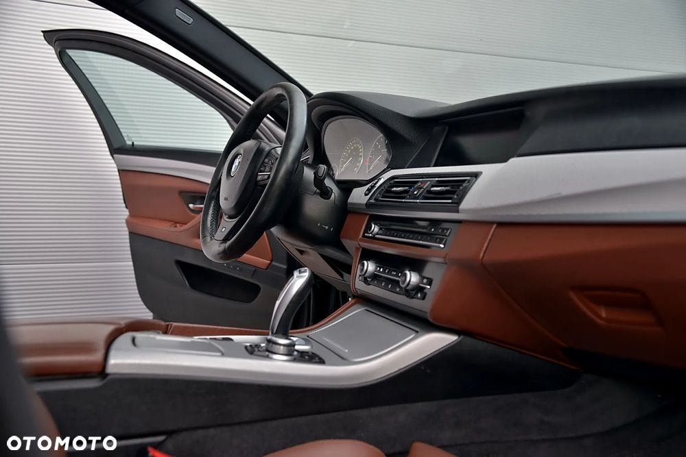 BMW Seria 5 - 33