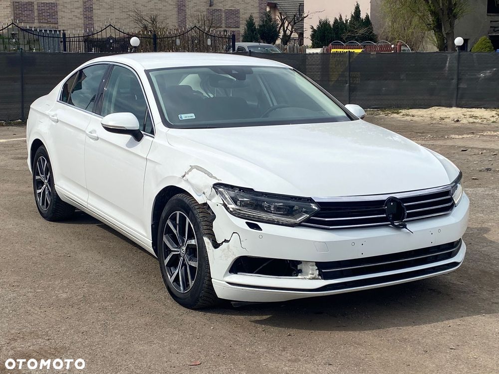 Volkswagen Passat 1.5 TSI EVO Comfortline DSG - 8