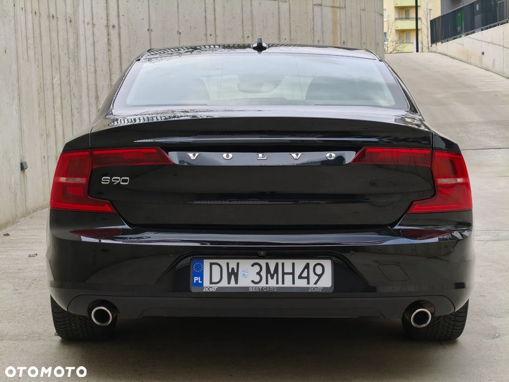 Volvo S90 D4 Momentum Pro - 20