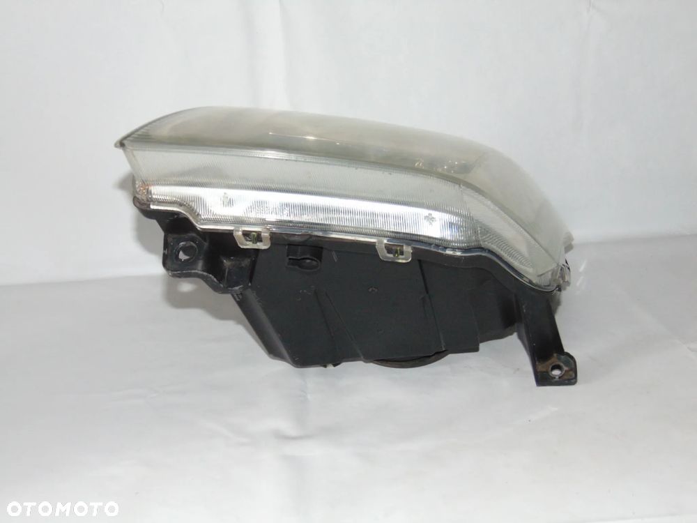 EUROPA lampa przednia przód lewa Citroen C2 , 03-05r - 13