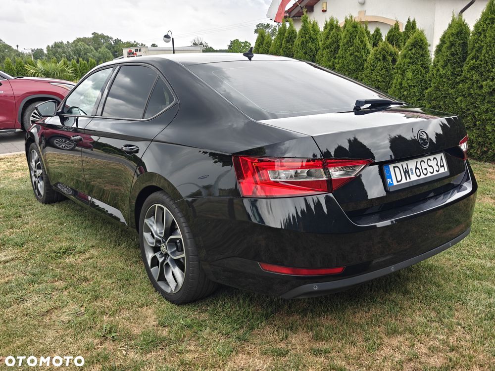 Skoda Superb 1.4 TSI ACTive - 9