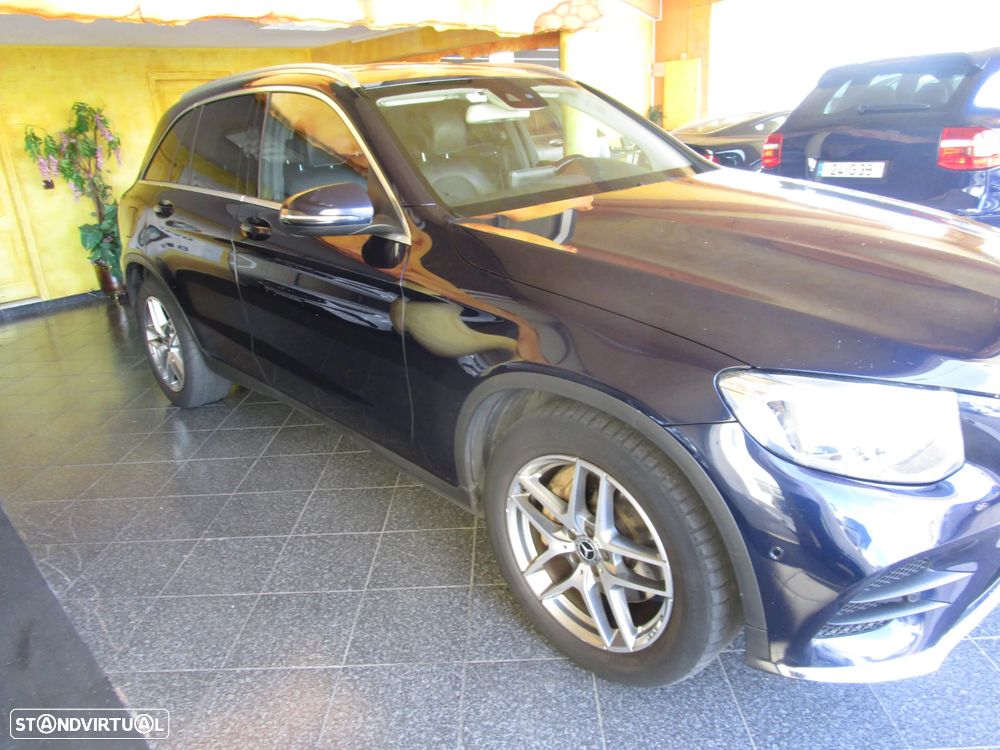 Mercedes-Benz GLC 250 d 4Matic 9G-TRONIC AMG Line - 42
