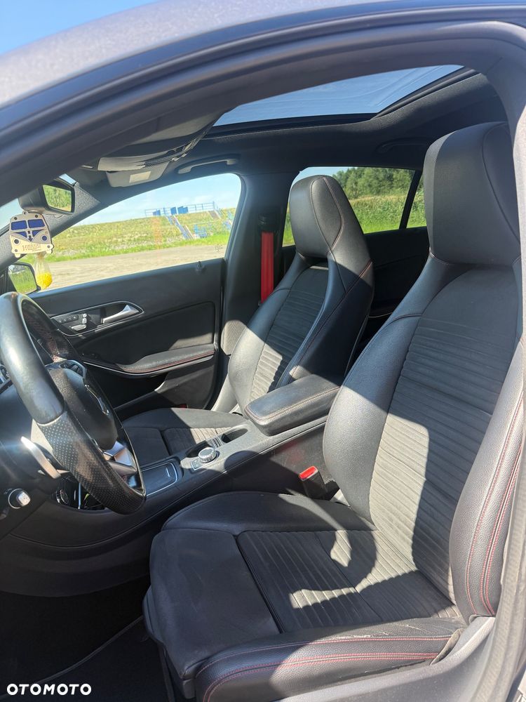 Mercedes-Benz CLA 220 d 7G-DCT AMG Line - 6