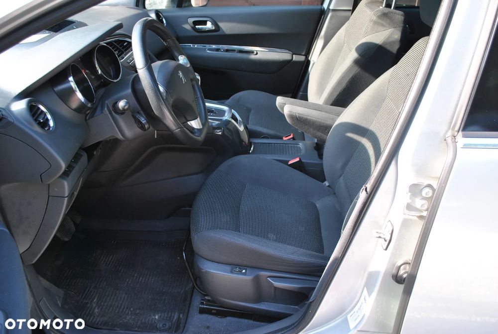 Peugeot 5008 2.0 HDi Allure 7os - 10