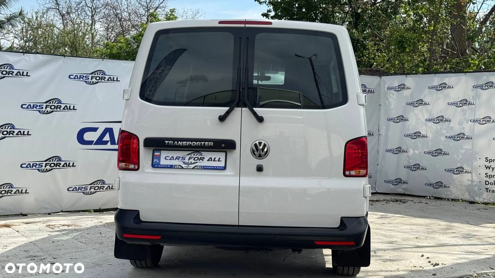 Volkswagen Transporter 2.0 TDI z 2022 roku - 5