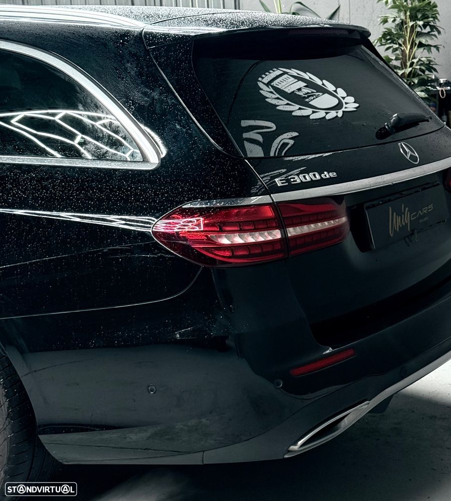 Mercedes-Benz E 300 de 4Matic 9G-TRONIC AMG Line - 4