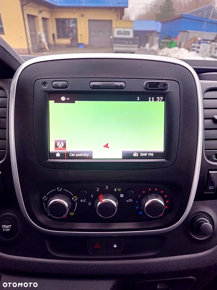 Renault Trafic - 11