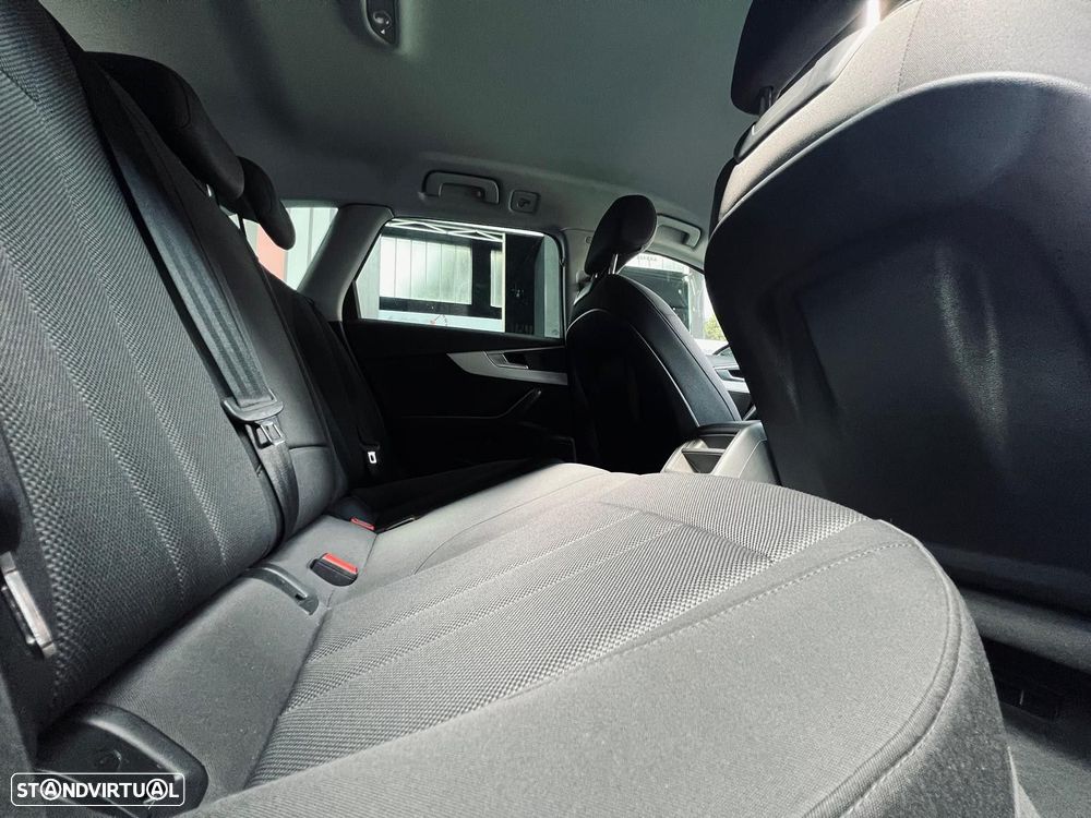Audi A4 Avant 35 TDI S tronic - 37