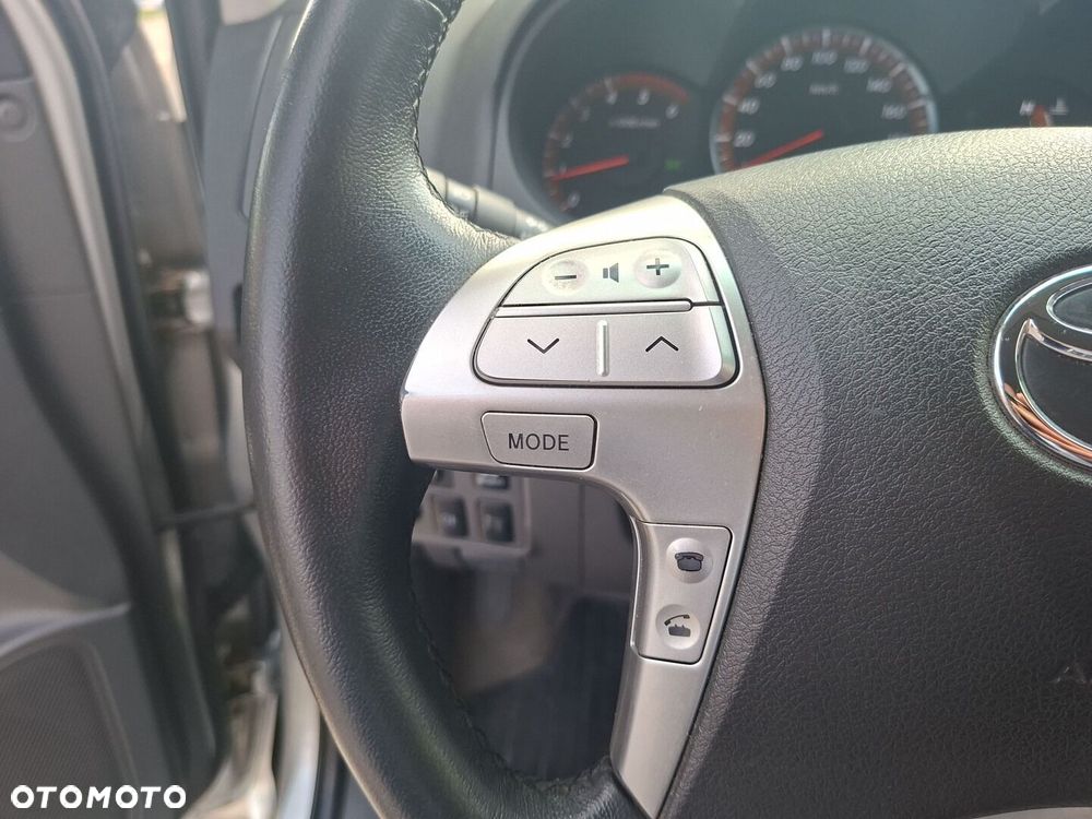 Toyota Hilux 3.0 D-4D SR5 - 20