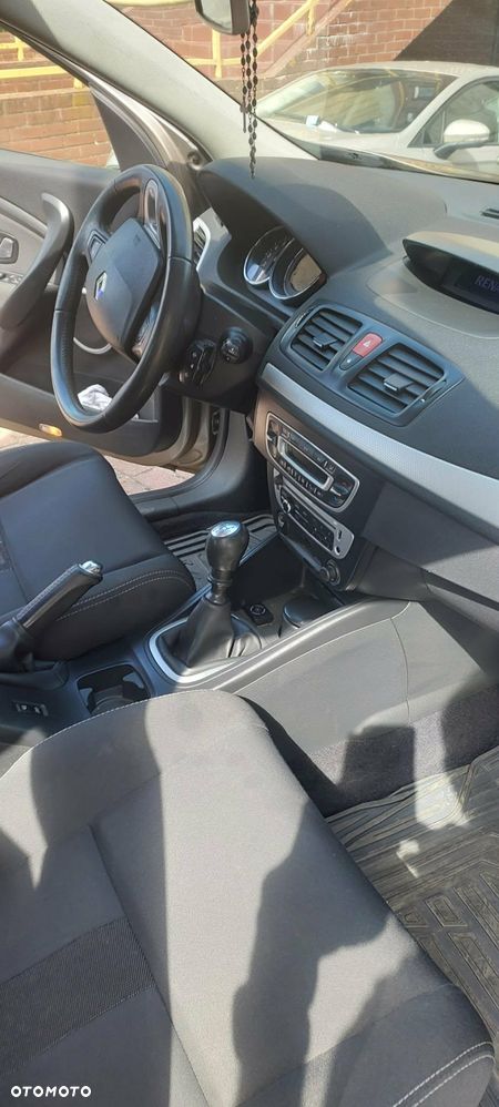 Renault Megane 1.6 16V Dynamique - 9