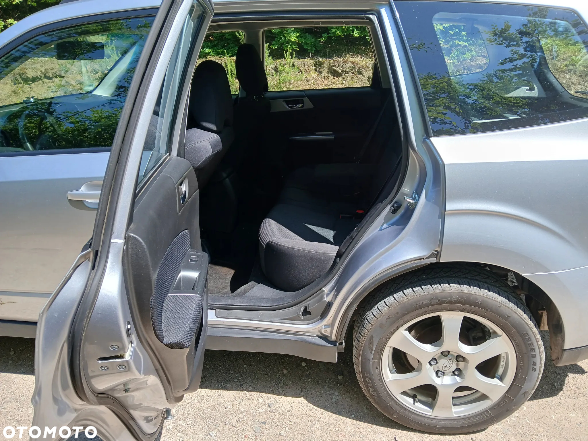 Subaru Forester 2.0 D Active - 28