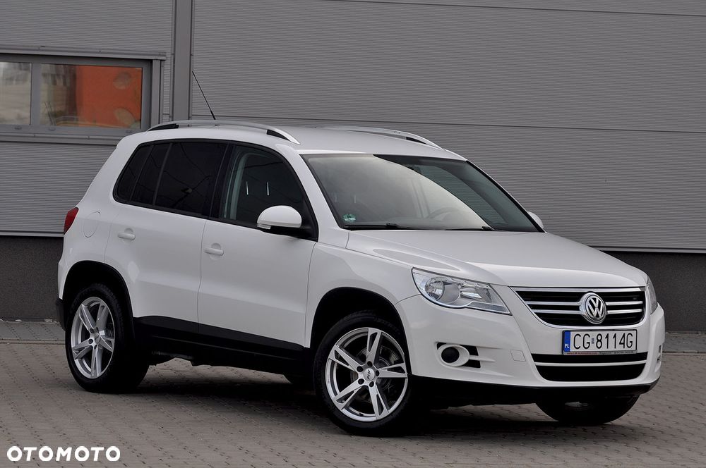 Volkswagen Tiguan 2.0 TDI DPF BlueMotion Technology Sport & Style - 19
