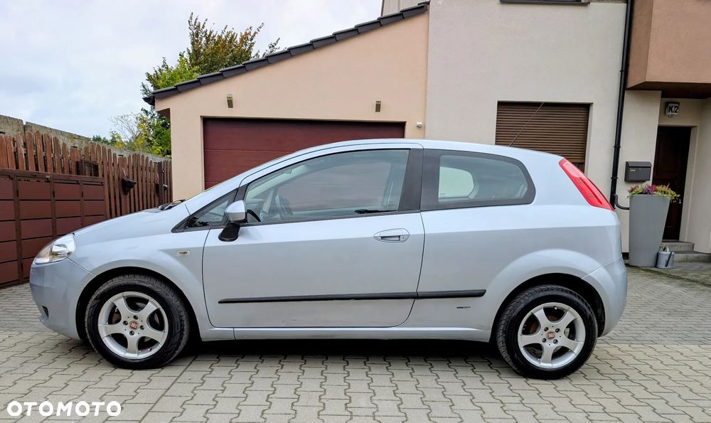 Fiat Punto 1.2 8V Actual - 4