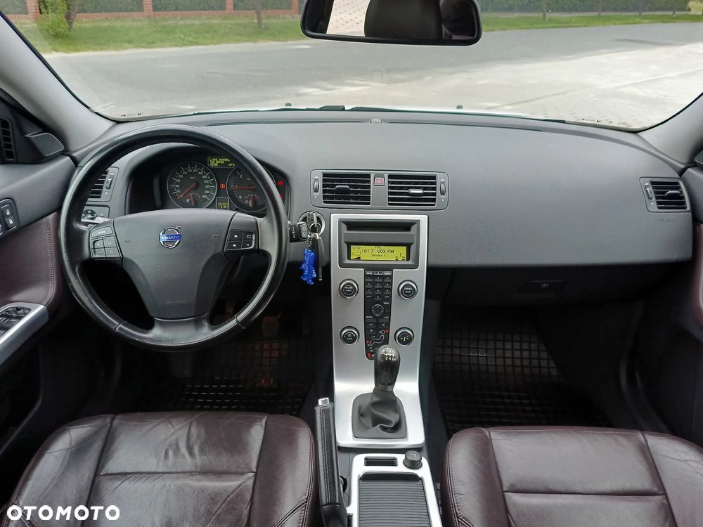 Volvo V50 D2 R-Design - 7