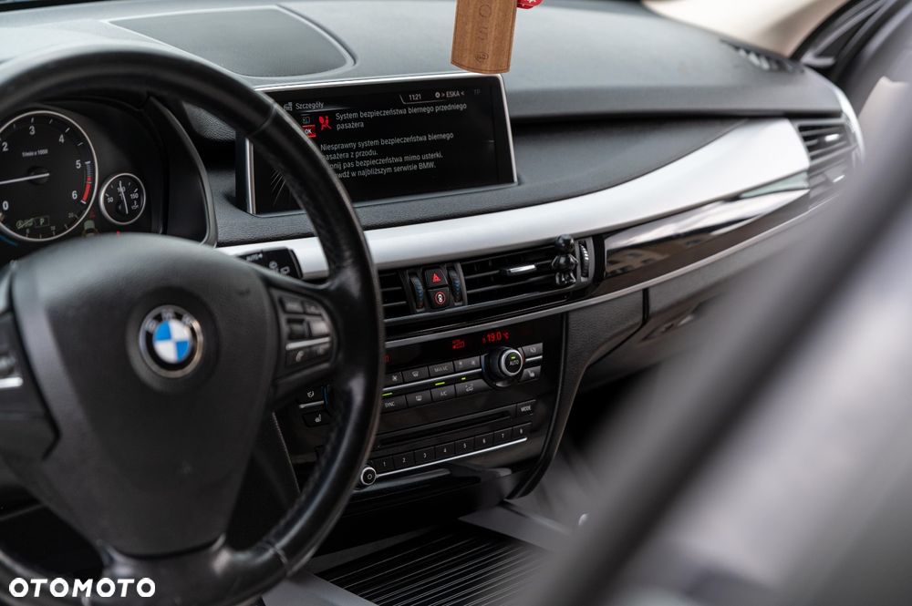 BMW X5 xDrive25d - 24
