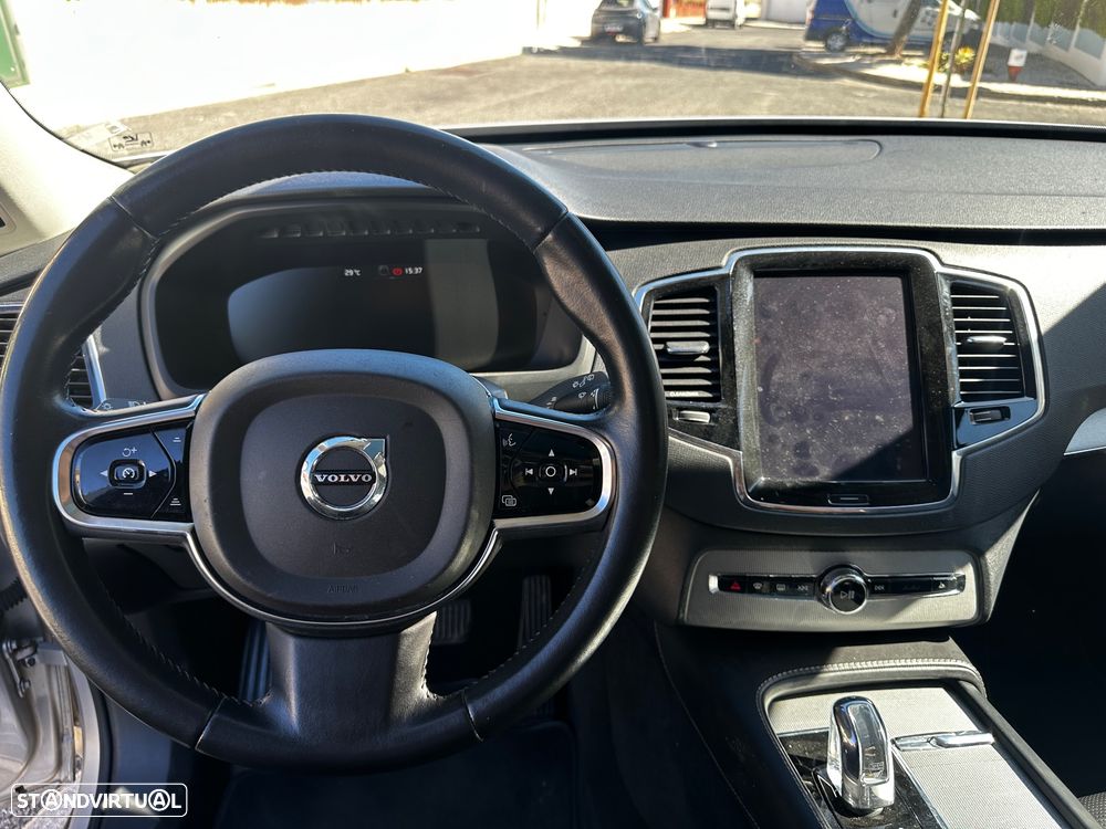 Volvo XC 90 - 21