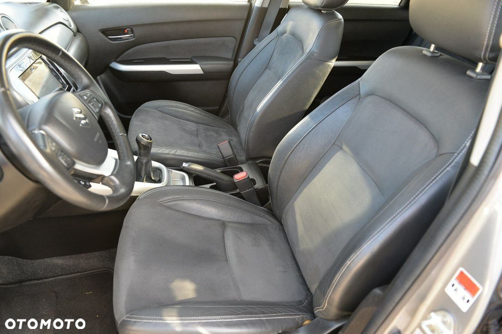 Suzuki Vitara 1.6 XLED 2WD - 9