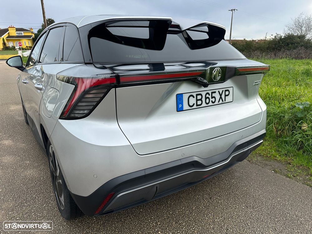 MG MG4 4 Luxury 64 kWh - 2