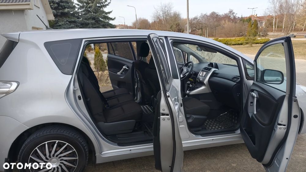 Toyota Verso 1.8 7-Sitzer Skyview Edition - 33