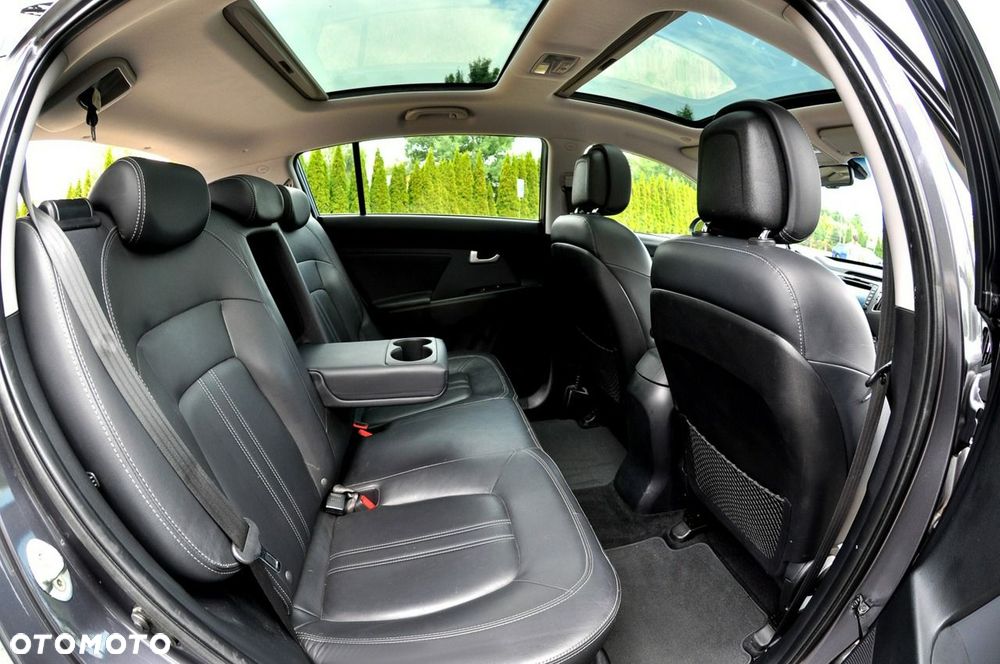 Kia Sportage 2.0 CRDI L AWD - 11
