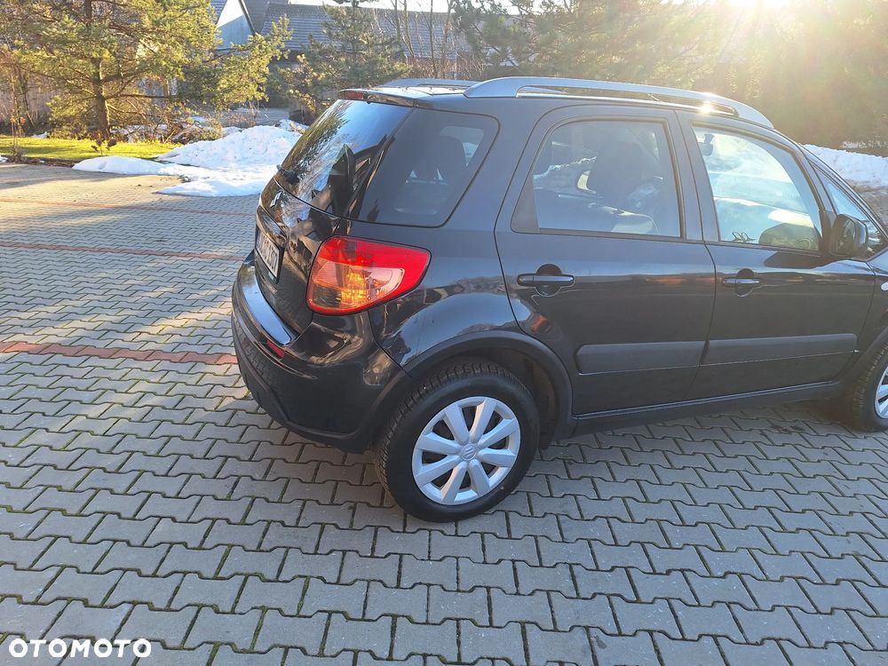 Suzuki SX4 1.6 Premium 4WD - 11